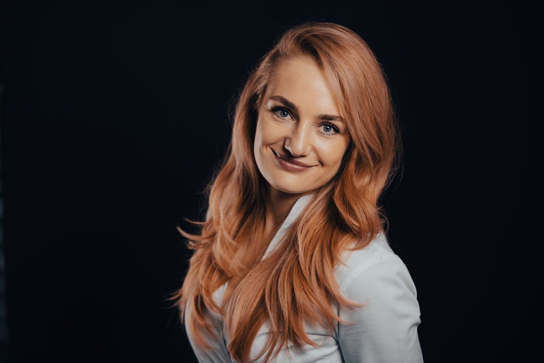 professional headshot tips